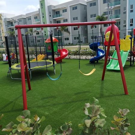 Confortable Apartamento De 3 Tres Habitaciones, Con Hermosa Vista De Area Verde, Ademas De Piscinas Y Juegos Infantiles En Area Recreativa Santiago De Los Caballeros Exteriér fotografie