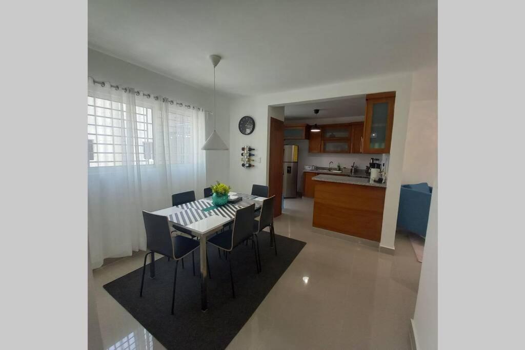 Confortable Apartamento De 3 Tres Habitaciones, Con Hermosa Vista De Area Verde, Ademas De Piscinas Y Juegos Infantiles En Area Recreativa Santiago De Los Caballeros Exteriér fotografie